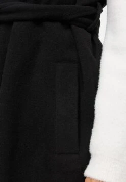 Threadbare Suhail Belted Formall- Bodywarmer - Black -eleanor & daniel 326f98cebf944f89ae80d68a8403399e