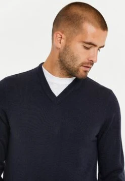 Threadbare Bramwell V-Neck - Trui - Navy 10 Threadbare Bramwell V-Neck - Trui - Navy -eleanor & daniel 3dbb34c7968c470c819ecb9377e45e6d